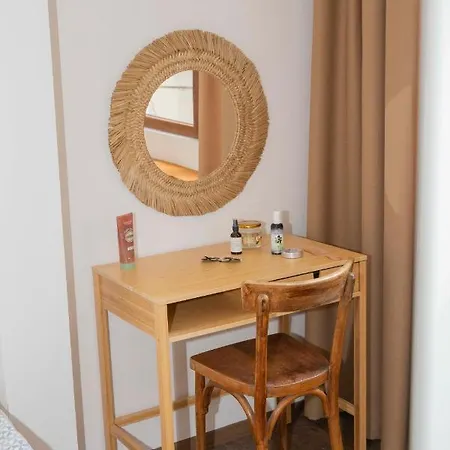 Daire 3-bedroom - Urban Art Gallery - Free Parking!