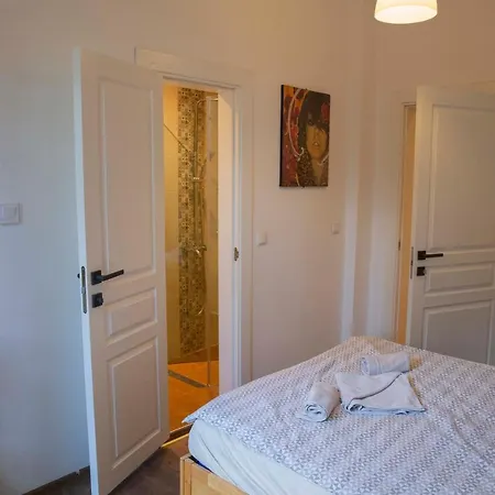 公寓 3-bedroom - Urban Art Gallery - Free Parking! *