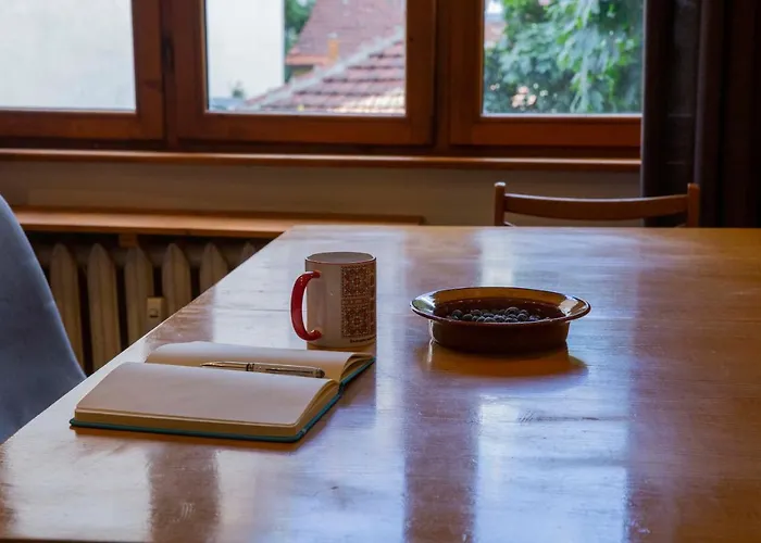 3-bedroom - Urban Art Gallery - Free Parking! Sofia