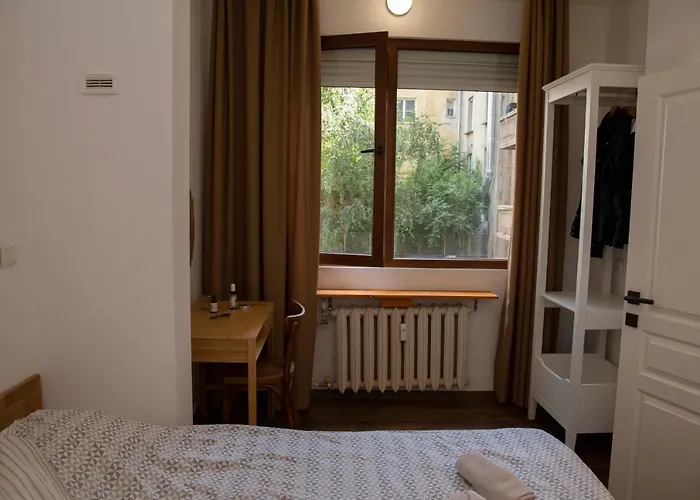 Lejlighed 3-bedroom - Urban Art Gallery - Free Parking! Sofia